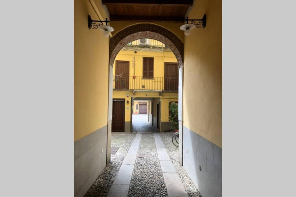 Ferienwohnung Da Noi Sul Naviglio Mailand Exterior foto